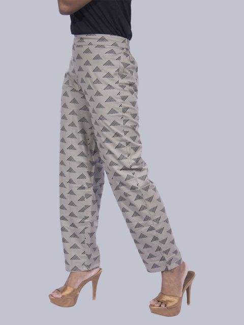 Women's Geometrical Print Straight Pant- Grey Black